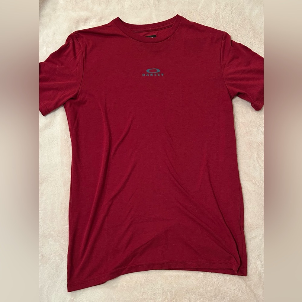 Oakley Red Unisex Extra Small Breathable Tee